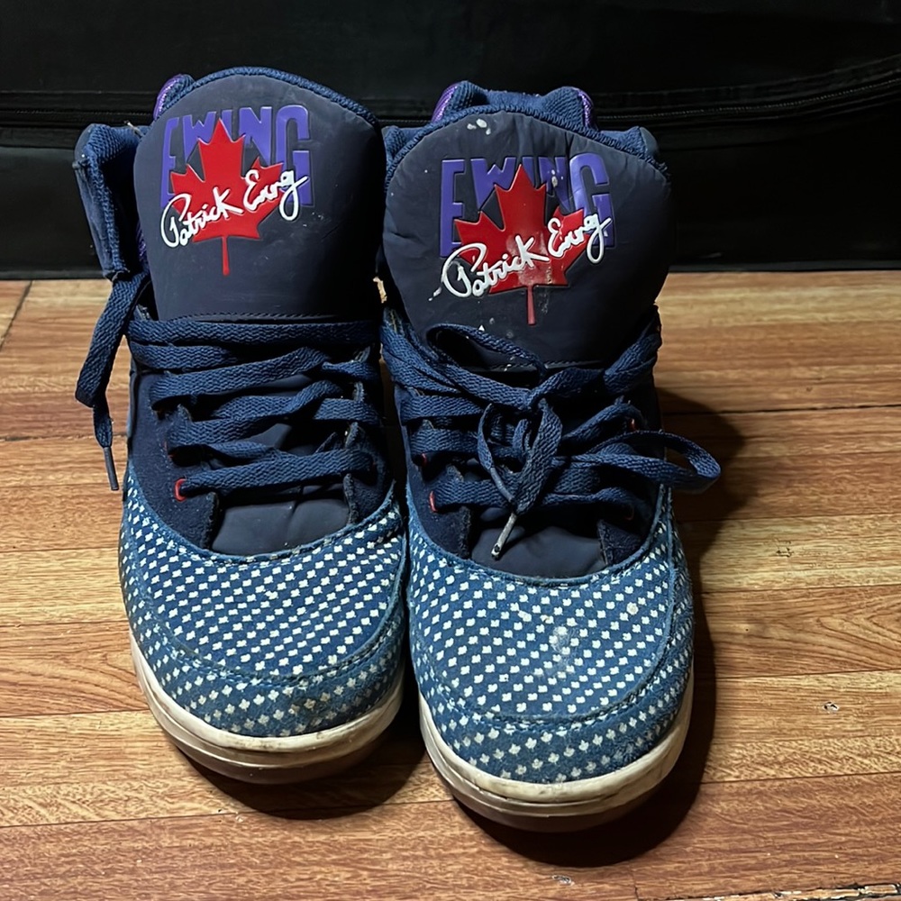 PATRICK EWING limited edition 'CANADA'